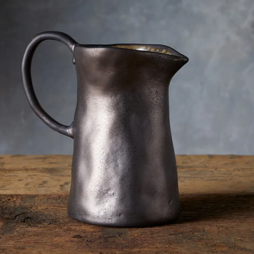 MStudioLA's tweet image. Shopping for some serving items today. I'm inspired to drink more water with this cool pitcher. l8r.it/exk1

#shop #pitcher #designer #design #beautiful #patina #water #hydrate #serving #accessories #details @arhaus @onsidedoor
