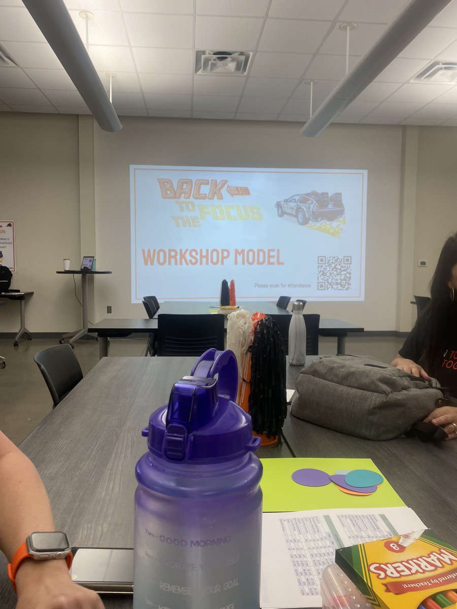 teacherlikeyou's tweet photo. Enjoying #workshopmodel with my peers this morning. #AISDBacktotheFocus #GrowingGreatness https://t.co/2p9ohoy38e
