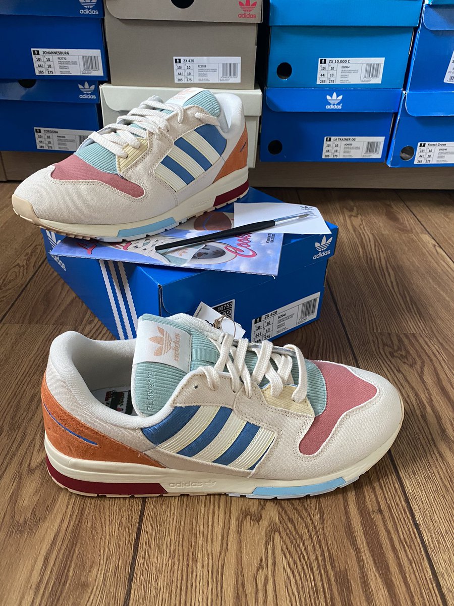 antonymuir's tweet photo. Adidas ZX420 London to La
@OffspringShoes #adidas #adidasoriginal #shareyourstripes #offspringhqcommunity https://t.co/os57I6luxM
