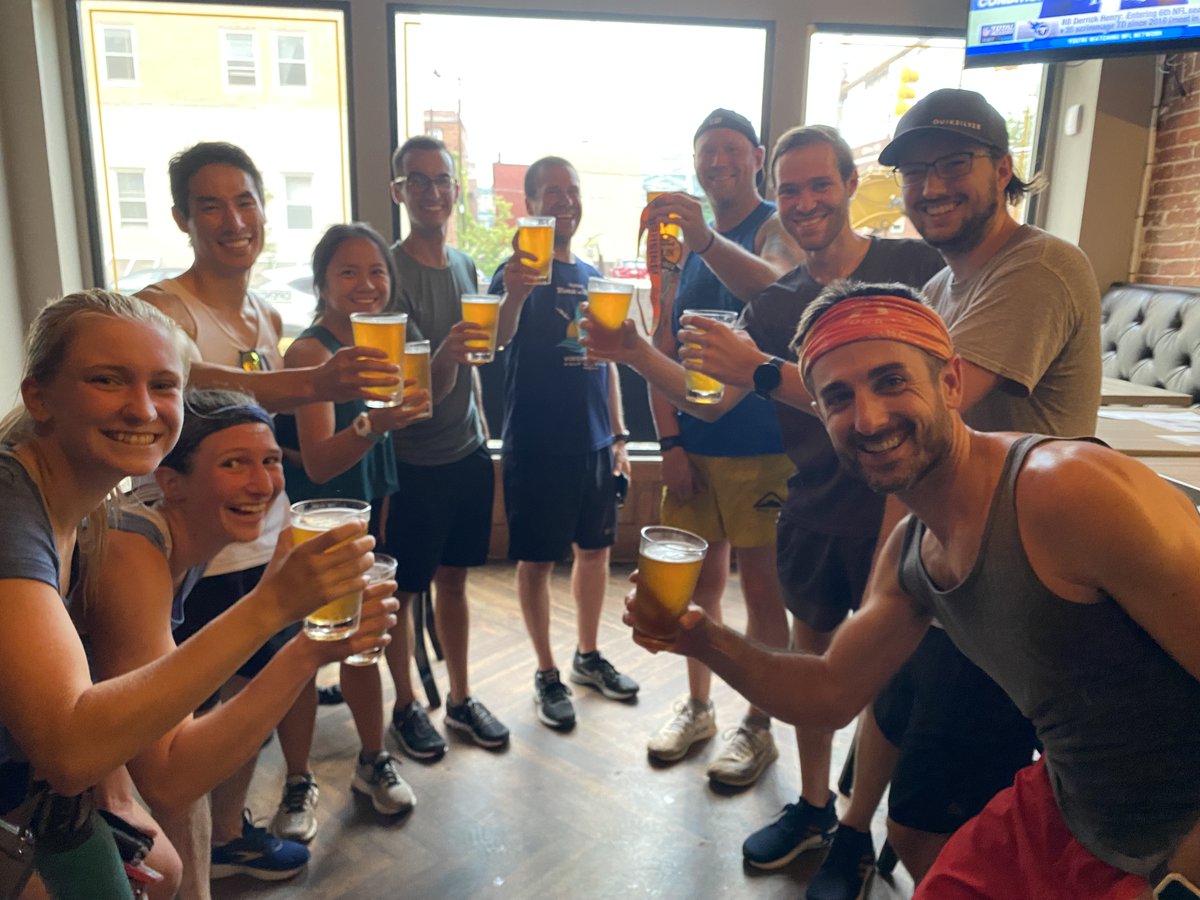 ascendclimbing_'s tweet photo. ASCEND Run Club did a thing! We ran a virtual race hosted by @bellsbrewery and then enjoyed some crisp and classic #bellstwohearted. 🏃🍻 Join the ASCEND Run Club every Monday night at 6p as we depart from ASCEND Pittsburgh for a few urban miles. https://t.co/7aeSPfeENV