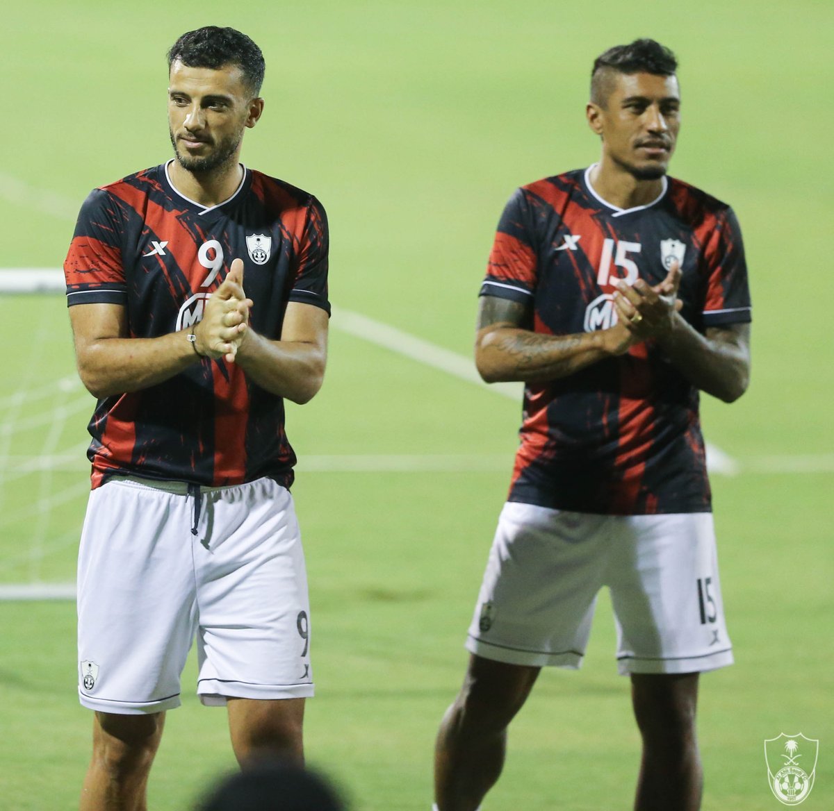 ALAHLI_FC's tweet photo. لا تخافوا ولكن احذروا 💪💚😍

#الأسود_اليوم https://t.co/mqTUnkyvci