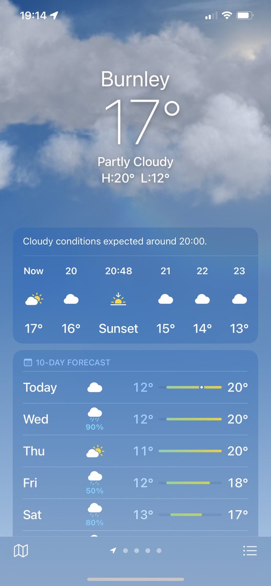 TheTravelTinker's tweet image. Apple finally updated the weather app in iOS 15 ! Seems pretty accurate for once… still no calculator though! 🙌🏼 😂 #ios15beta5