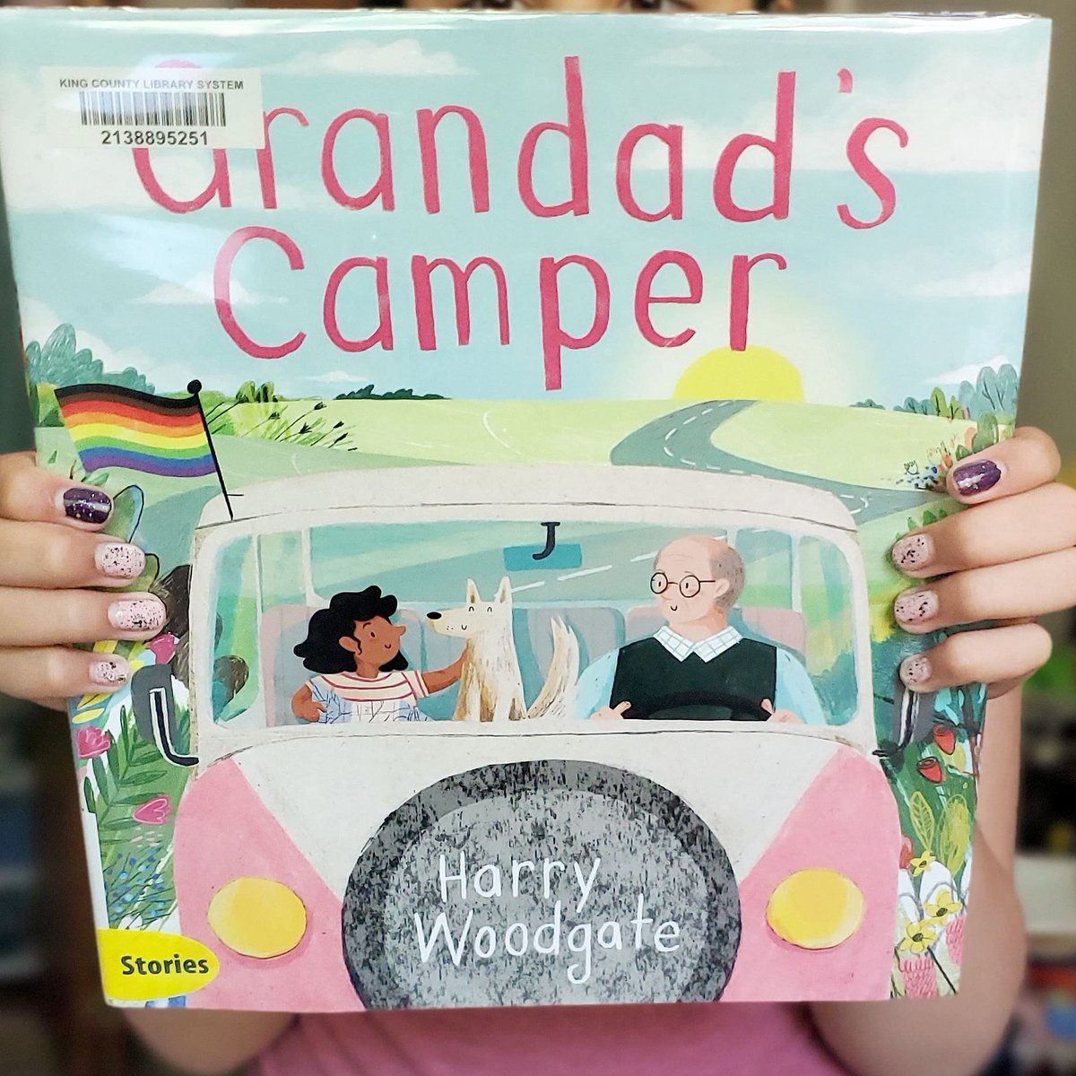 Here is why I love #grandadscamper by @harryewoodgate: 
🥰 It is an LGBTQ inclusive story!
🥰 It is a multi-generational story. 
🥰 Characters of color are included without race being front and center. 
#latinxbookreviewer #inclusivebooks #booksirecommend  #lgbtqbooksforkids