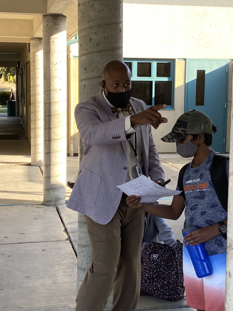 malloy_john's tweet photo. Celebrating the first day of school with Principal @Demetrius_Ball at @IHMSjaguars.  So great to welcome our students back to campus. Principal Ball is helping students find their classroom @SRVUSD1 https://t.co/GEGkU3iooL
