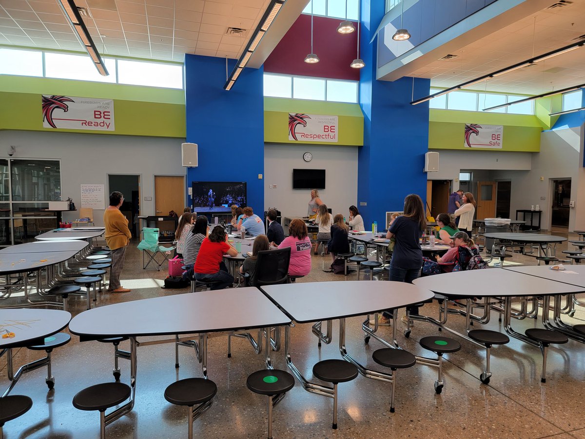 PJFMSPrograms's tweet photo. It was STEAM Day as our teachers participated in PBL 101.  Thank to our Instructional Coach Ashley Ziemer for leading this amazing workshop! #WhereLearningTakesFlight https://t.co/VTwGWzXVKz