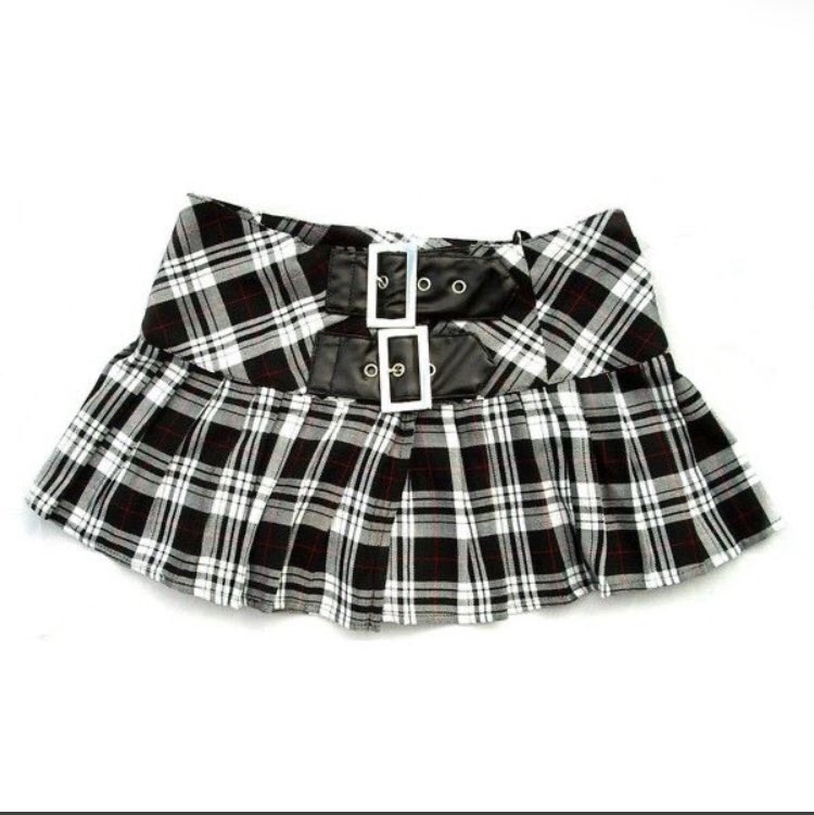 Ac1dBatt3ry's tweet photo. @dollzhrt i rlly like mine lol- its not my style but i would totally wear this its so cute https://t.co/0m5rMBZJFR