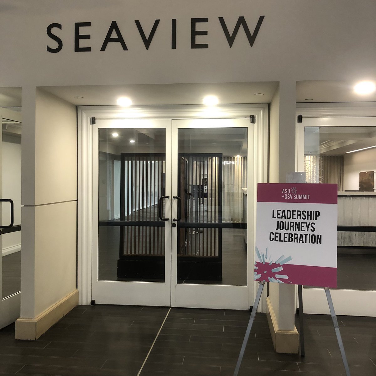 bigpiclearning's tweet photo. It’s quiet now, but in 2.5 hours this room will be rocking. @asugsvsummit #asugsvsummit #asugsv #asugsv2021 https://t.co/ih6sw1I1OR