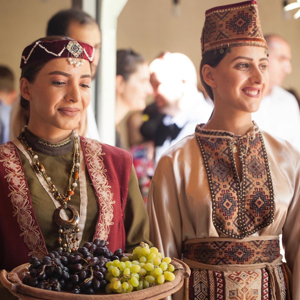 PeopleOfAr's tweet photo. Happy #Navasard !
Today marks Navasard, an ancient Armenian new year festival. August 11 is the first day of the new year according to the ancient Armenian calendar and a festival commemorating Hayk’s victory over the Babylonian tyrant Bel, thus establishing the Armenian nation https://t.co/TLMUGuXtve
