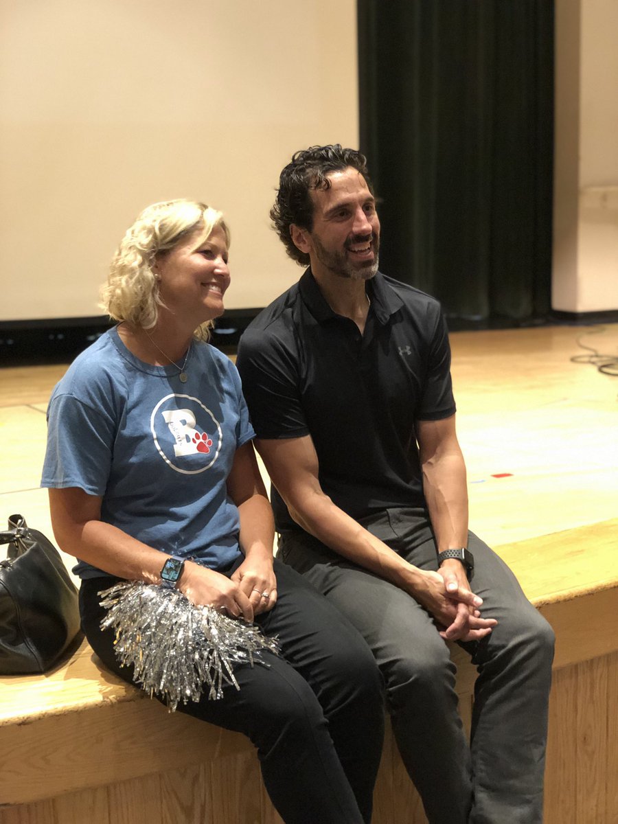 Ha! I’m not the only #fangirl. So inspiring! <a href="/gcouros/">George Couros</a> #ThisIsTUSD <a href="/ashly_mcnamara/">Ashly McNamara</a> <a href="/kkloves2teach/">Karen Knudson</a> @lizhogrebe <a href="/drkristyandre/">Kristy Andre, Ed.D.</a> @lisaryantusd @MonicaWyman <a href="/MonicaS18971635/">Monica Sharp</a> <a href="/CarrieSmaker/">Carrie Smaker</a> <a href="/MsPosavec/">Alex Posavec</a> <a href="/Smithteachk/">Courtney Smith</a>