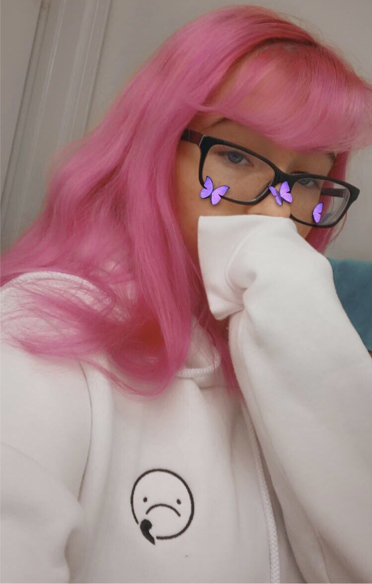 heishikeki's tweet photo. Look! My Sad-Ist merch came in! Looking slick my guy! (rts are appreciated and don’t forget to un tag) @SAD_istfied 

#sadistmerch #SadIst #dsmp #dreamsmpartist https://t.co/LhMnddPBZB