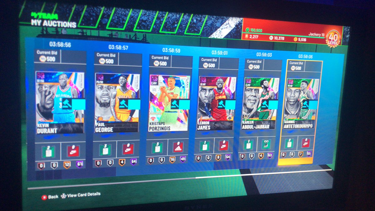 Jackery2k's tweet photo. Big pack opening at 12 https://t.co/uUdNce6aQM
