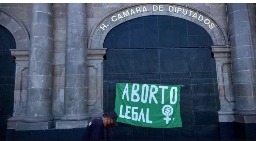 Despenalización del aborto en Edomex se dirige a la “congeladora”; feministas se manifiestan

Fuente: heraldodemexico

El Congreso local no tiene fecha para dictaminar la iniciativa a una semana de que termine el último periodo ordinario

La  ...
marquesina.mx/379824/