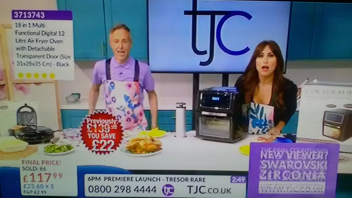 nrsismad's tweet photo. Watching @andyhodgsontv &amp; @Marina_Berry 

How is it started: 2008      How is it going: 2021 https://t.co/yeJ6eP5QlF