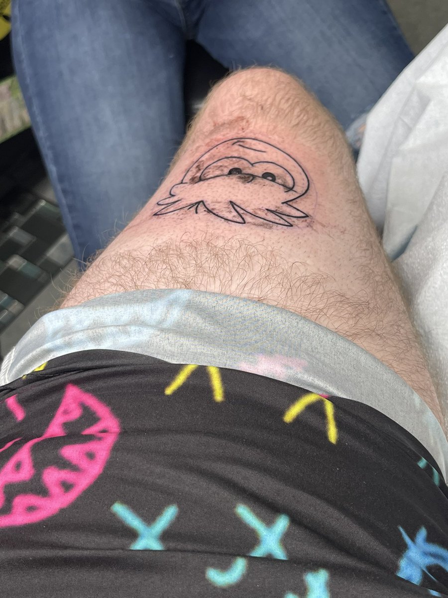 MesonMars's tweet photo. yall rockin with tha puffle tattoo https://t.co/E95AFtQaX1