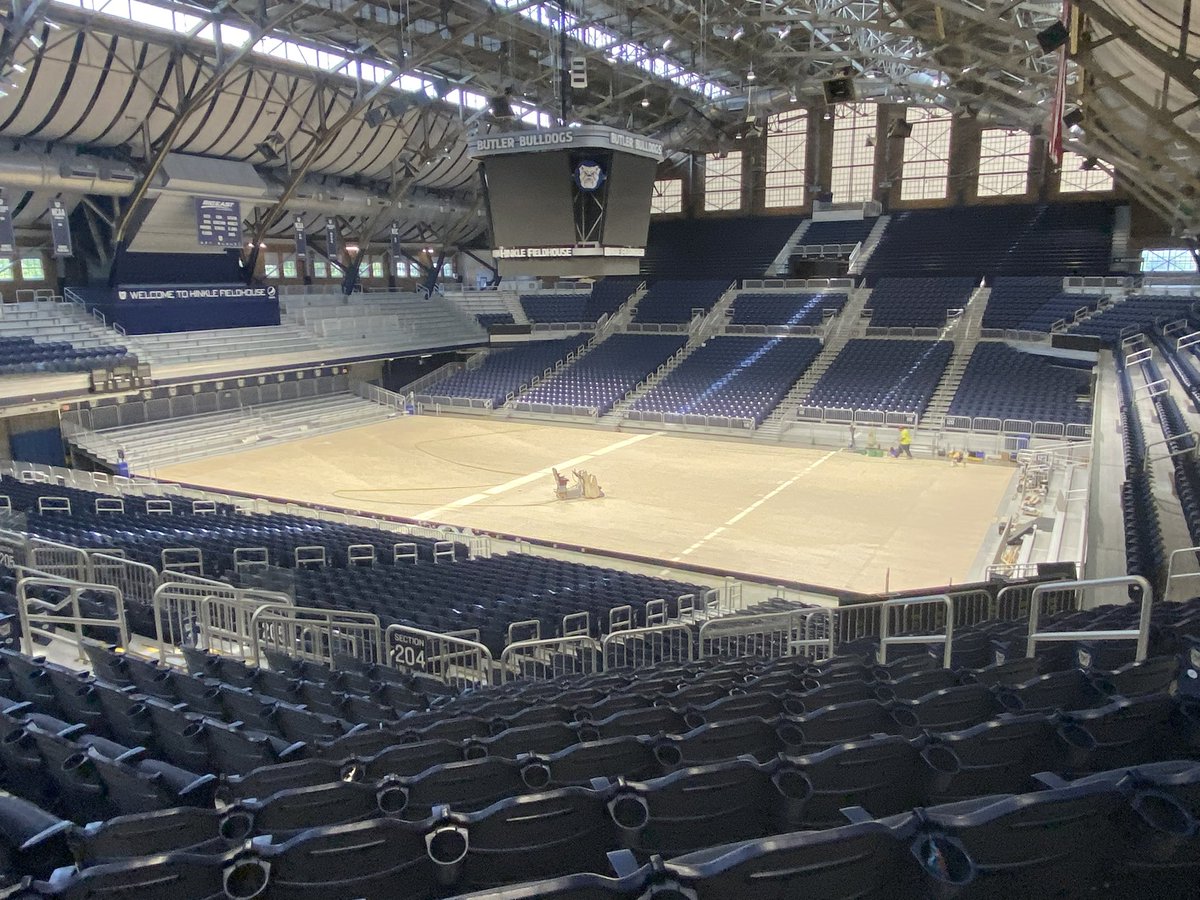butleru's tweet image. Take a look at those Hinkle floors! They’re the original 1927 hardwoods, which get sanded down every 10 years or so for refinishing.