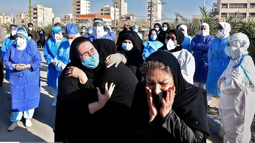 Miirzaa4's tweet photo. Human disaster is happening in Iran due to the failure of the regime to control Covid-19
#sosiran
@WHO https://t.co/hZB30rxdn8