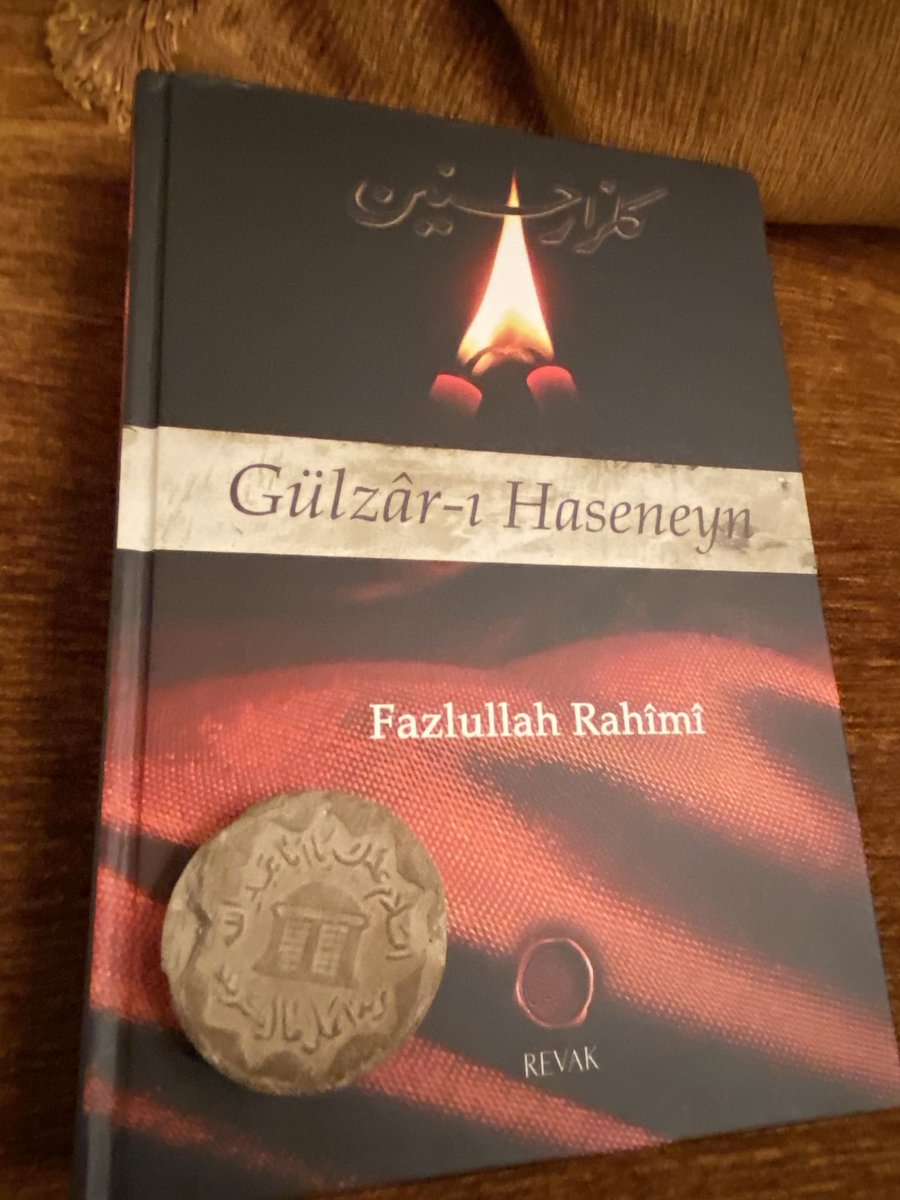 Elifhevav's tweet photo. Bir zamanlar dersaadetde seyyid Abdulkaadir-i Belhî gibi şeyh ,fazlullah Rahimî gibi mürid vardı https://t.co/yTxDPFb0yF