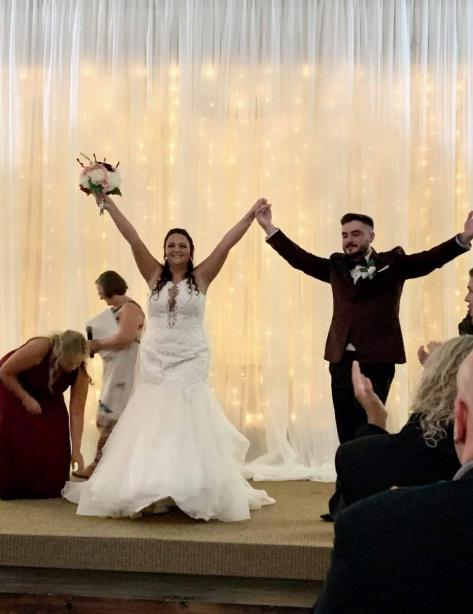 michelejohansen's tweet photo. They did it! @PrincessKK1210 @nerison_eric @MrBill667 @Tiffipoo225 @ShanonLersch @34billy42 #SentencedToLife
#JohansenNerisonSentencedToLife
#SentencedToLife #NotoriousNerison
#LockedInLove2021
August 7, 2021
#Oshkosh #Wisconsin #Venue404 https://t.co/jPhwL5rU0B