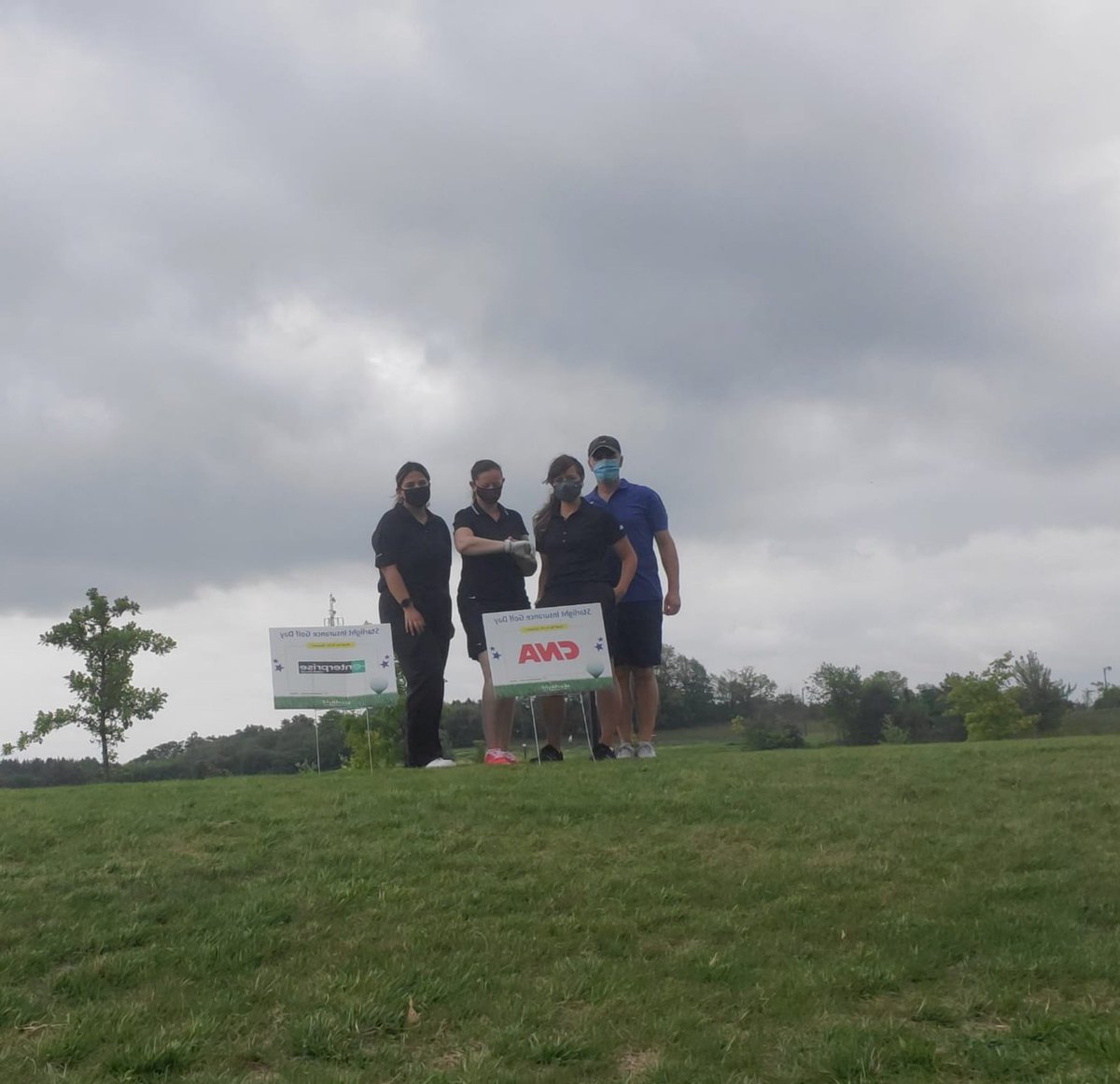 I'm having a great time with <a href="/CNA_Insurance/">CNA Insurance</a> friends at the Starlight Insurance Golf Day and supporting a great cause <a href="/StarlightCanada/">Starlight Canada</a>. A fabulous combo! #Sig2021 #StarlightMatters