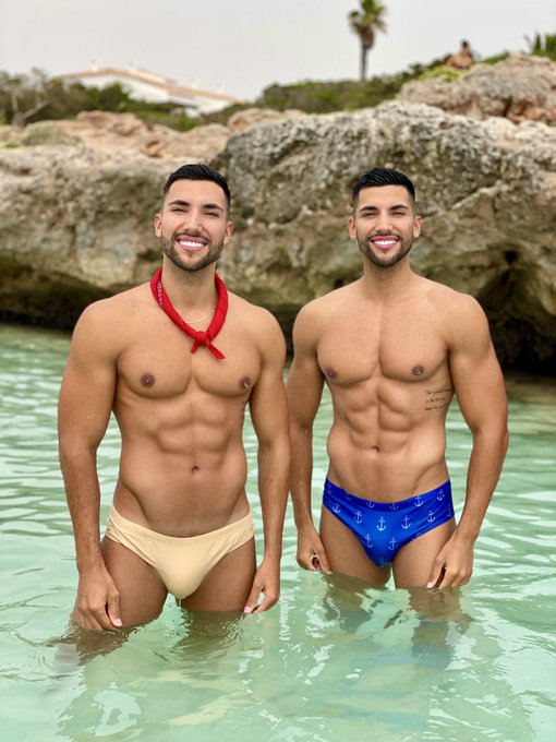 Today in Menorca island 🏝 was fun!  #twins #bestfriends #holidays #beach https://t.co/uAuR4uaBfd<a href="/tag/twins"class="tags">#twins</a><a href="/tag/bestfriends"class="tags">#bestfriends</a><a href="/tag/beach"class="tags"><span>#beach</span></a><a href="/tag/holidays"class="tags"><span>#holidays</span></a>