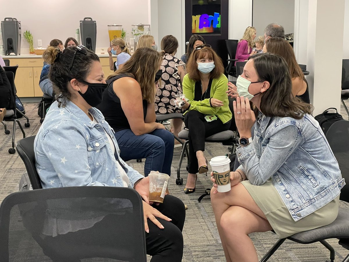 BhardwajMary's tweet photo. An amazing Opening Day! Thank you @casas_jimmy for sharing your excellence with us! @ELC_EduIL @MeganClarkeELC @RickyMedina86 #ELCGrowsTogether https://t.co/34TtwOWWId