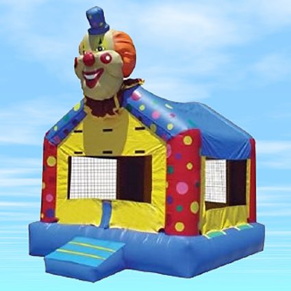 bigbadraaaaw's tweet photo. Yiv’s idea of quality architecture https://t.co/knwGM4EZB5