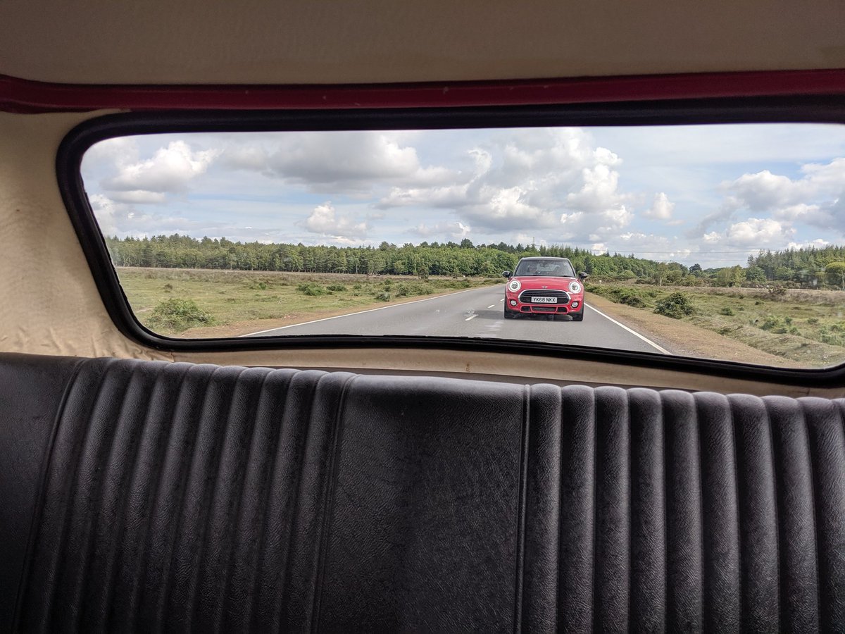 NeilBurgess's tweet photo. This #ViewFromTheMini turned up. @TMotoringMartyn following us. We're in a 1969 Cooper S and he's in a new @MINIUK . I'm the New Forest on the way to the @CooperRegister day at @Beaulieu_Hants 

#newforest #mini #MINICooperS #minicooper #miniadventure #MINImoments #minispirit https://t.co/jzeM4H7K8n