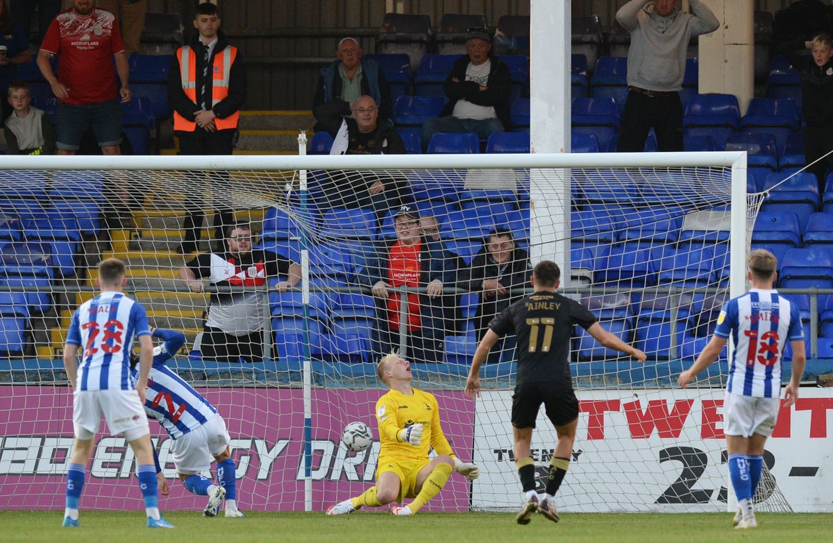 Carabao Cup tweet media