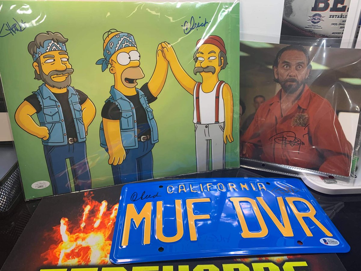 FirehandsB's tweet image. Firehands Memorabilia Box 

Cheech and Chong lot

#memorbilia #marijuana #cheech #chong #420 #simpsons