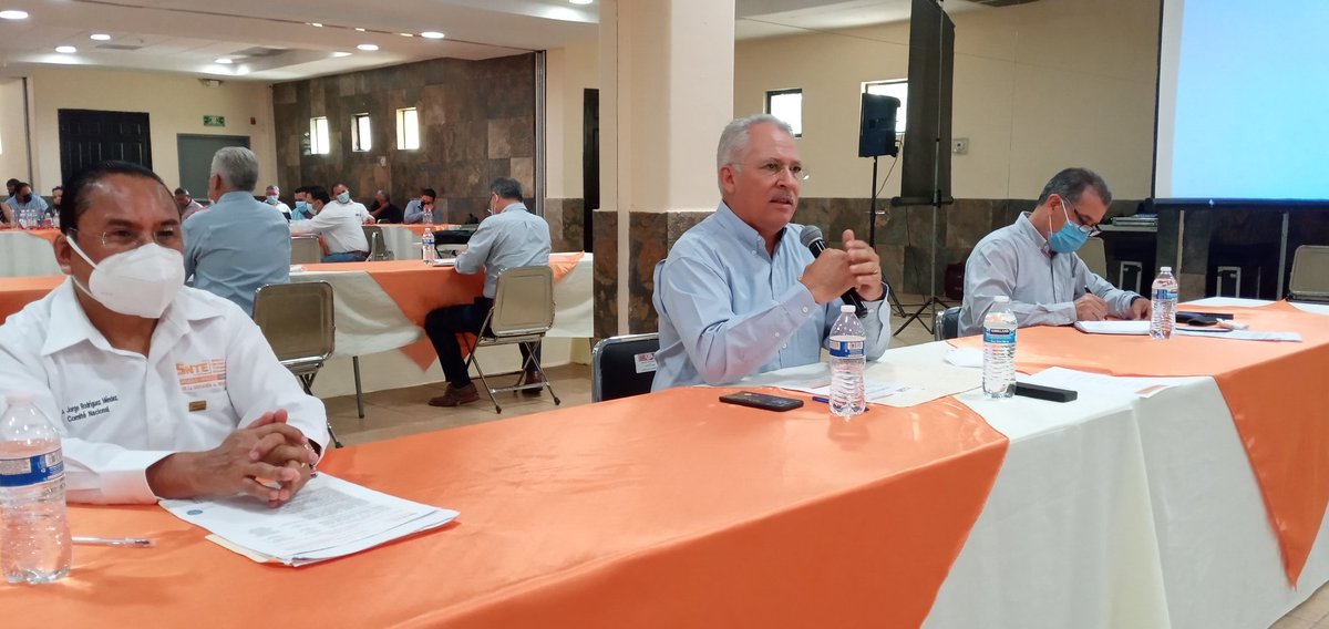 SNTE54mx's tweet photo. Para dar a conocer los detalles de la Jornada Nacional de Apoyo al Regreso Seguro a las Escuelas en el Ciclo Escolar 2021-2022 que emprende el SNTE a nivel país, así como los temas que priorizan en la Sección 54 del SNTE, se llevó a cabo la 49 Reunión Ordinaria del CES. https://t.co/BY4yEQ8Twe