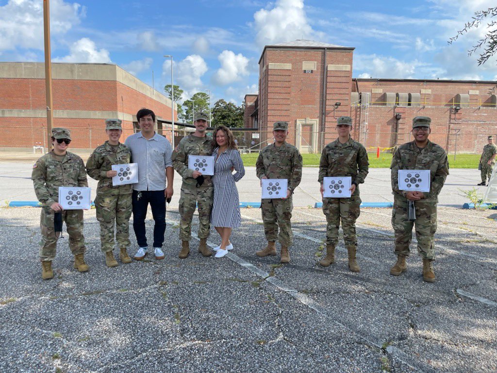 SentinelSix's tweet photo. @ArmyChiefCyber @TRADOC @CG_CyberForge @TedMartin1775 @ARCYBER To support those Cyber Warriors, welcome the latest SIGINT Intel Analysts who just completed JCAC. @780thC @PhoenixBDE_6 @NSACyber @ArmyIntelCG https://t.co/NZqwMg1O5t