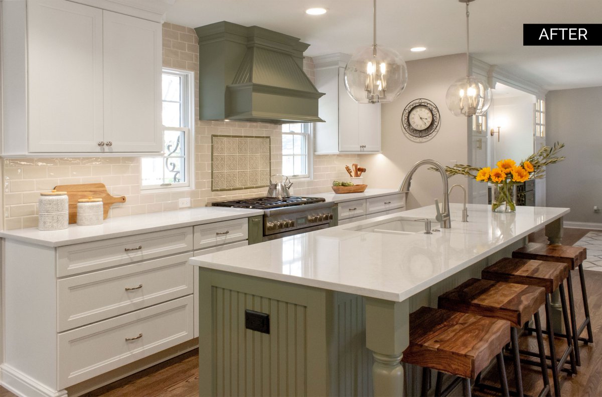advance_design's tweet photo. #transformationtuesday kitchen edition! Once a small, dysfunctional space...now an open, purposeful kitchen and bar! Project design and build by Advance Design Studio. https://t.co/saaz7HwYYB