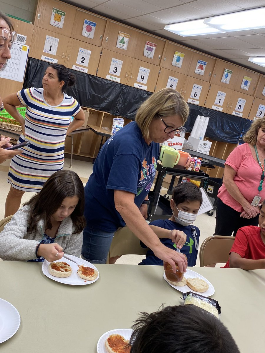 Mrs. Kearney tweet media