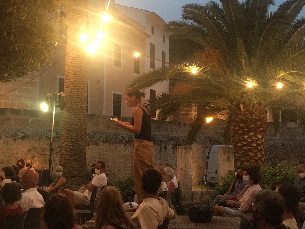 Avui ha passat una cosa preciosa, de Rodari a Carta d’una desconeguda passant per Com un infant i Si vens. Literatura i música: Cançons per ser llibres amb <a href="/mimariera/">Mimariera</a> <a href="/crisjuanico/">Cris Juanico. CANÇONS DE XERXA. Llibre-cd.</a> Blanca Coll i Lluis Gener ❤️