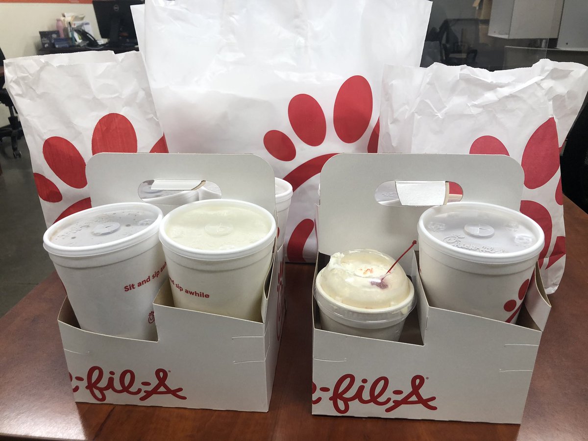 Veronica tweet media