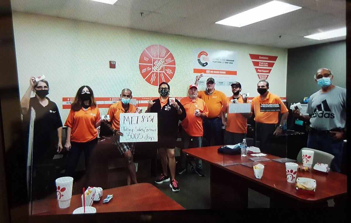 Veronica tweet media