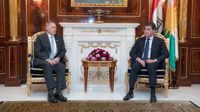 peyamakurd's tweet photo. Neçirvan Barzani, ABD Bağdat Büyükelçisi'ni kabul etti
https://t.co/6pgYL1JJHH
#Kurdistan #ABD #Iraq #Bagdad #Erbil #Şengal #Koalisyon #SuriyeKrizi #NecirvanBarzani #Tueller #KRG https://t.co/38Dyw1Pv7j