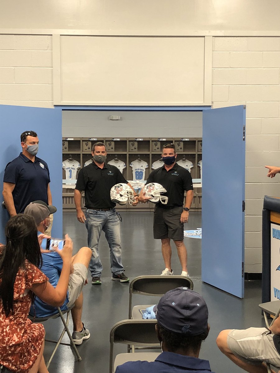 Metcalfzoo's tweet photo. Updated field house! Building a culture of success @UPHS_Football @UnionPinesHs https://t.co/FhHOEYcirM