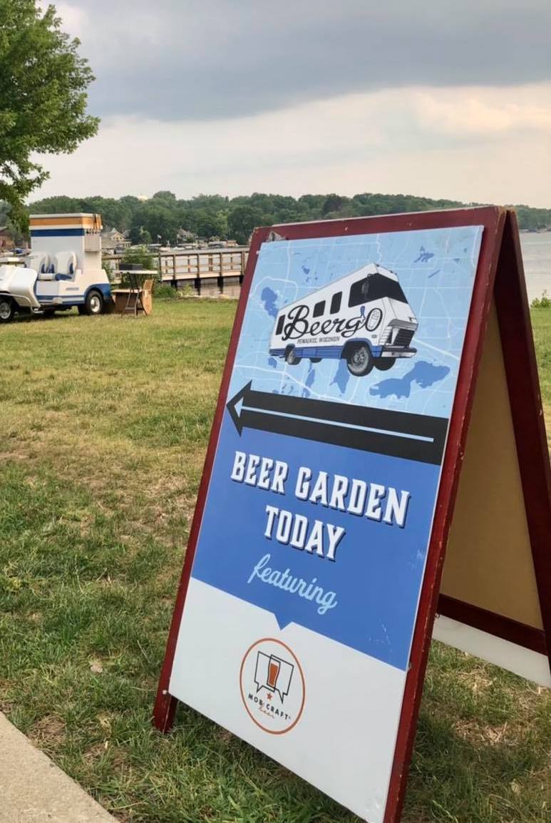 mobcraftbeer's tweet photo. Hey Pewaukee! Catch the @TheBeergo serving MobCraft Beer this week at these locations. 🍻

Thurs: Lakefront Park, 222 W Wisconsin Ave, Pewaukee 5-9PM
Fri: Wagner Park N31W23320 Green Rd, Pewaukee 530-9PM
Sat: Wagner Park N31W23320 Green Rd, Pewaukee 5-9PM

#WIBeer #craftbeer #WI https://t.co/E3Nv8FQfS4