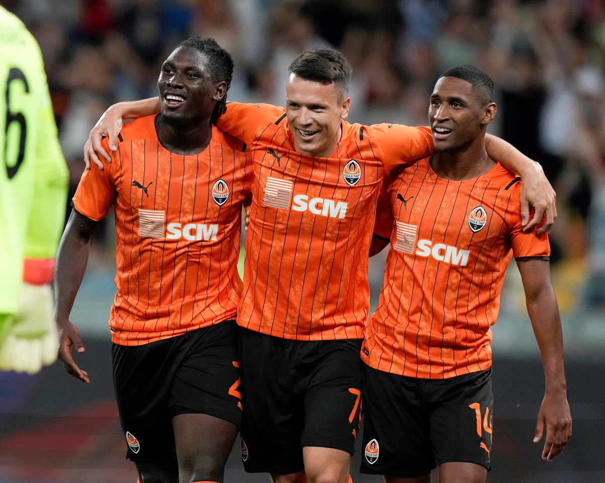 UEFA Şampiyonlar Ligi 3. eleme turunda rövanş maçları tamamlandı.

Ferencvaros, Sheriff Tiraspol, Shakhtar Donetsk, Monaco, PSV Eindhoven, Young Boys, Ludogorets, Benfica, Malmö ve Dinamo Zagreb, play-off turuna yükseldi.