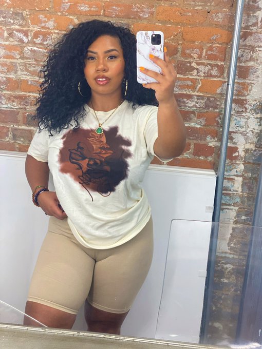 Comfy is always the win🤎 https://t.co/CpJV928Elj<a href="/tag/bussitchallange"class="tags"><span>#bussitchallange</span></a>