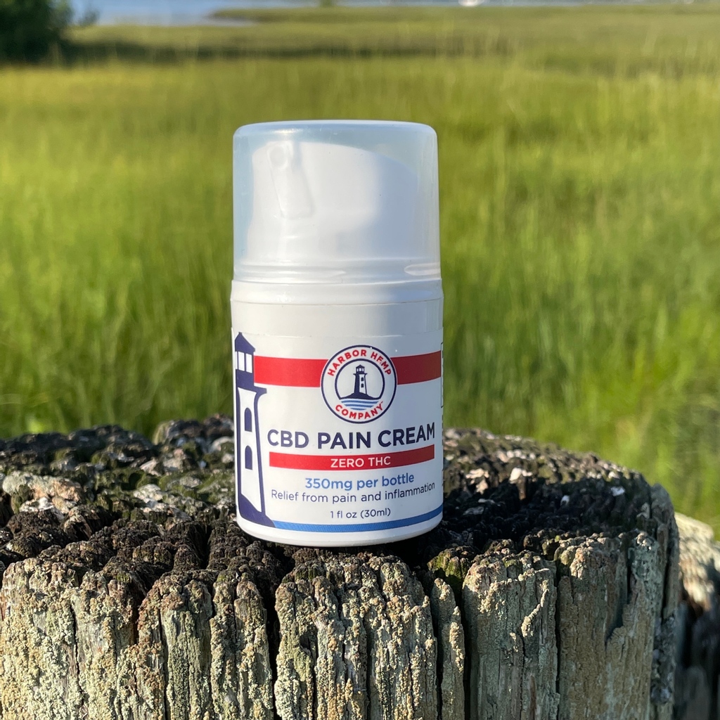 HarborHempCo's tweet photo. Our Zero THC CBD Pain Cream is infused with a soothing eucalyptus scent and provides quick relief from pain and inflammation. Each bottle of CBD Pain Cream contains 350mg of CBD!

SHOP NOW:
https://t.co/2UxmdoC6xH

#cbd #cbdpaincream #hemp #zerothc  #newengland https://t.co/zjenqOl4AE