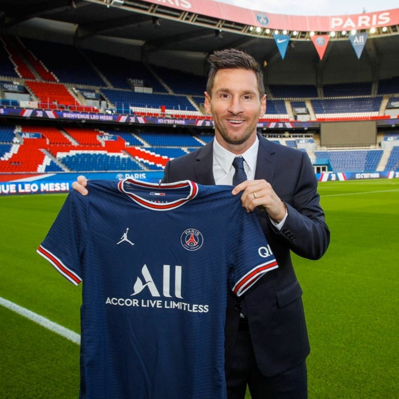 Ligue1_ENG's tweet photo. 🐐➡️🇫🇷 

Lionel Messi is in @Ligue1_ENG and we've got all you need to know 👇👇