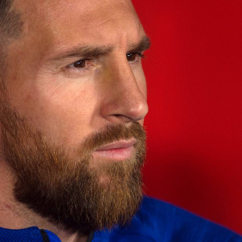 PSG_English's tweet photo. 👑 New Paris Saint-Germain forward Lionel Messi boasts some simply hallucinating career statistics… Let’s take a closer look at the numbers of this legend of the modern game. ⬇️