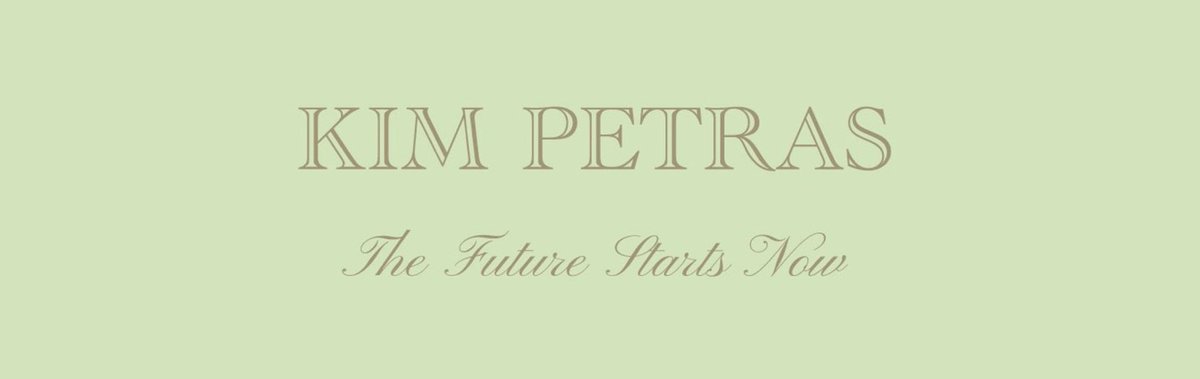 one_more_minute's tweet photo. @kimpetras pls change ur header to this so it’s centred my ocd is twitching 👩🏼‍🌾 xxxxx https://t.co/OlNWyZI3sR