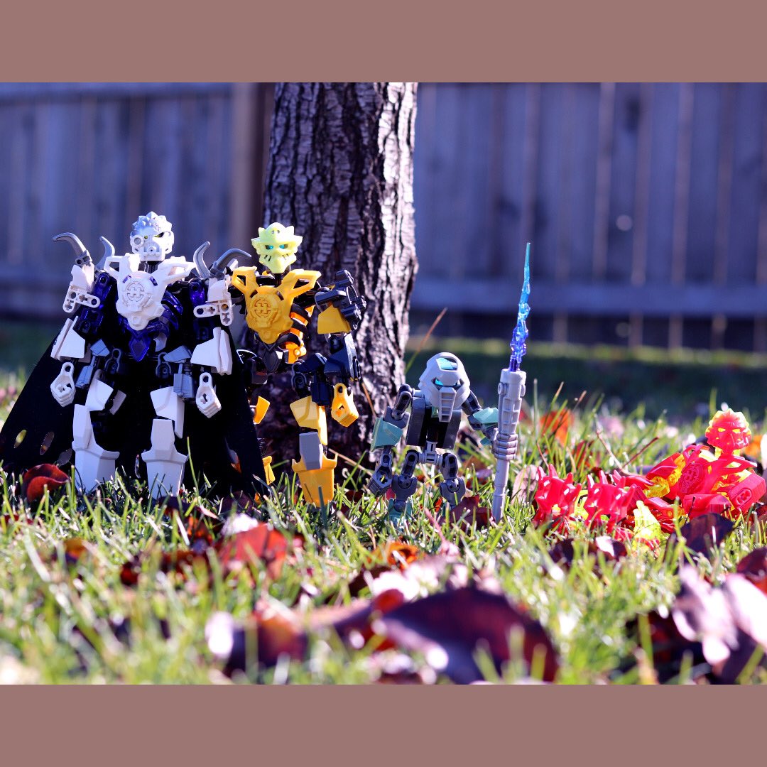 KrexaP's tweet photo. Happy #810NICLEDay from the team at Krexa Productions!! May your love for these biomechanical beings continue for many years into the future!! #BIONICLE #Toa #MataNui #MetruNui #Matoran #Krexa #KrexaPrime #KrexaProductions https://t.co/xwEgCJhXb5
