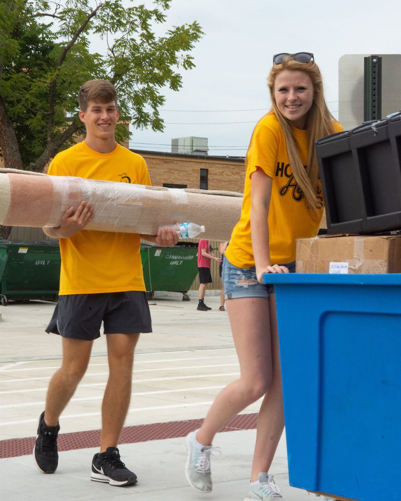 emporiastate's tweet photo. Only 10 days until move-in starts and we can't wait to see Hornets on campus again! To get more info on moving into the res halls, check out https://t.co/i8XzocvpiA #StingersUp https://t.co/RgIZ2o4JPC