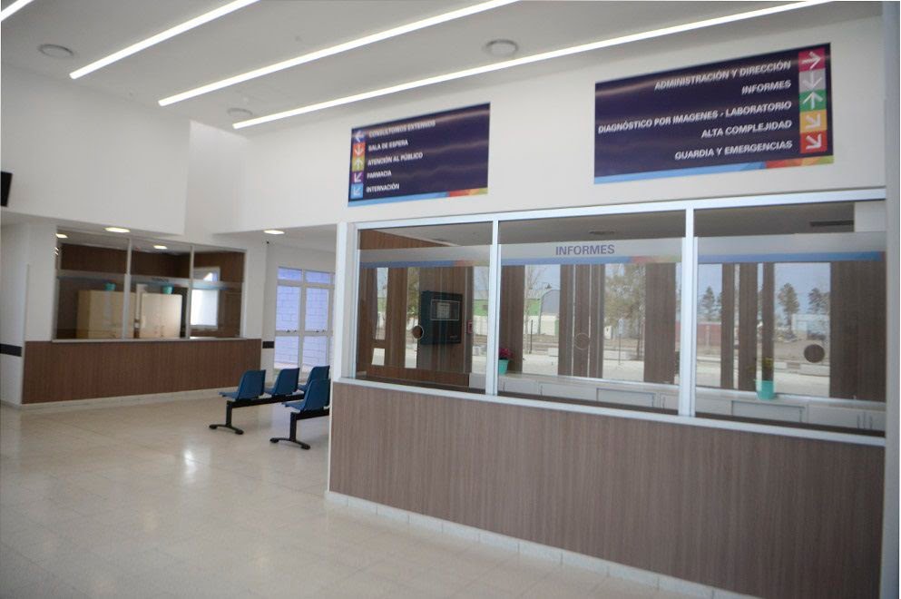 Con el compromiso de una gestión y un Gobernador presente, los vecinos de la zona podemos estar orgullosos de tener un Hospital de los más modernos de la Provincia. 

¡Gracias a los que hicieron posible semejante logro. Hoy como riotercerense me siento realmente orgulloso! 😊👏🏽