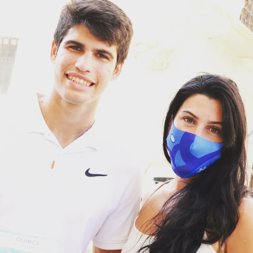 Sin duda #CarlosAlcaraz es ya un fenómeno que asombra al mundo del tenis español. Hace unos días compartió con  las familias de <a href="/somosnupa/">NUPA</a> en Cartagena una sesión de fotos y un día inolvidable preparando el #calendariosolidario2022 💙🥰💙🍀💪⚓