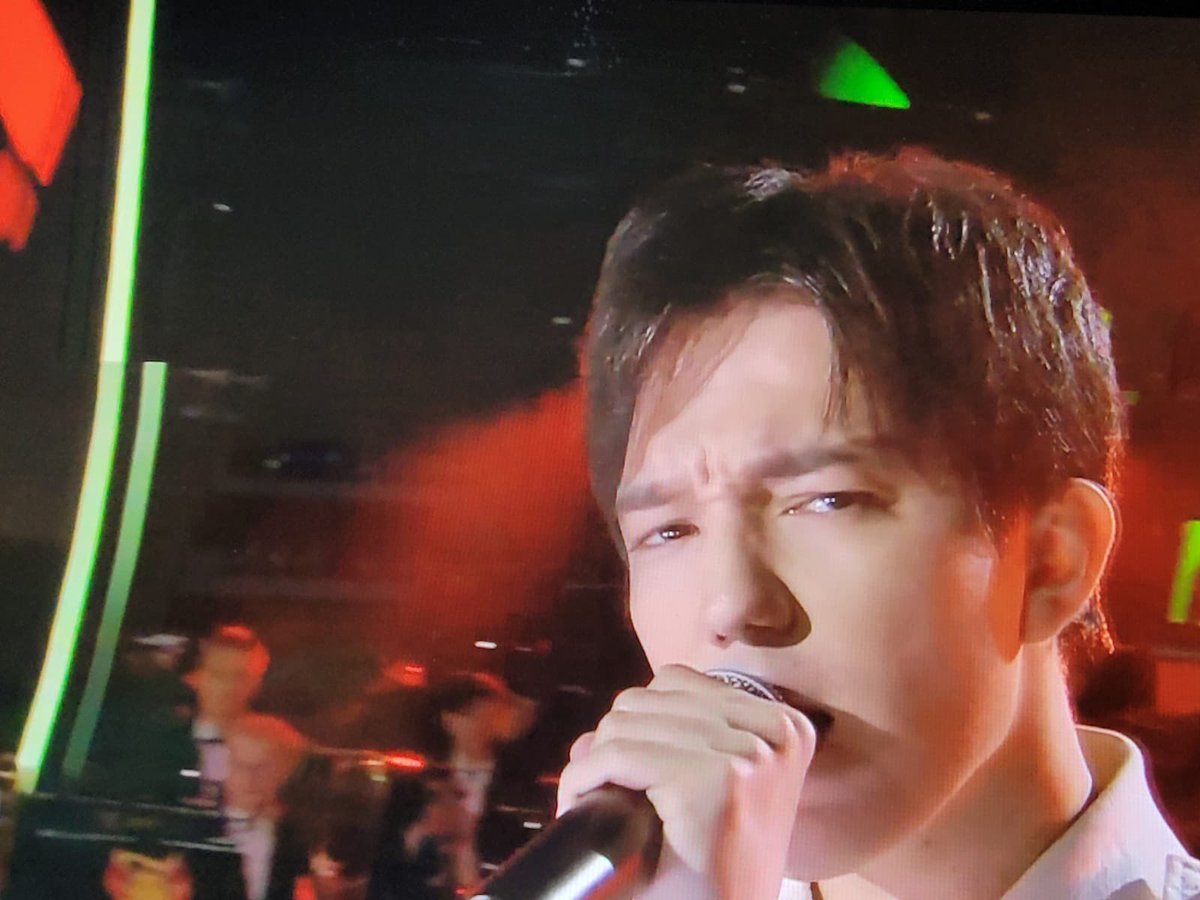nanfitzking's tweet photo. @ThatEricAlper #DimashQudaibergen @dimash_official #DimashAcrossEndlessDimensions https://t.co/5R8ixwUUGC https://t.co/pqEGh0GmWe